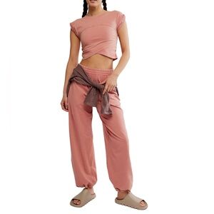 NWT Free People FP Movement Women's Hot Shot
Crossover 2-Piece Set